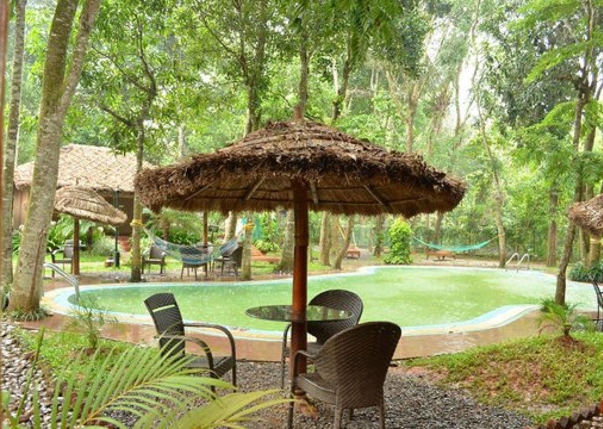 Woods N Spice - Thekkady Otel Kumily Dış mekan fotoğraf